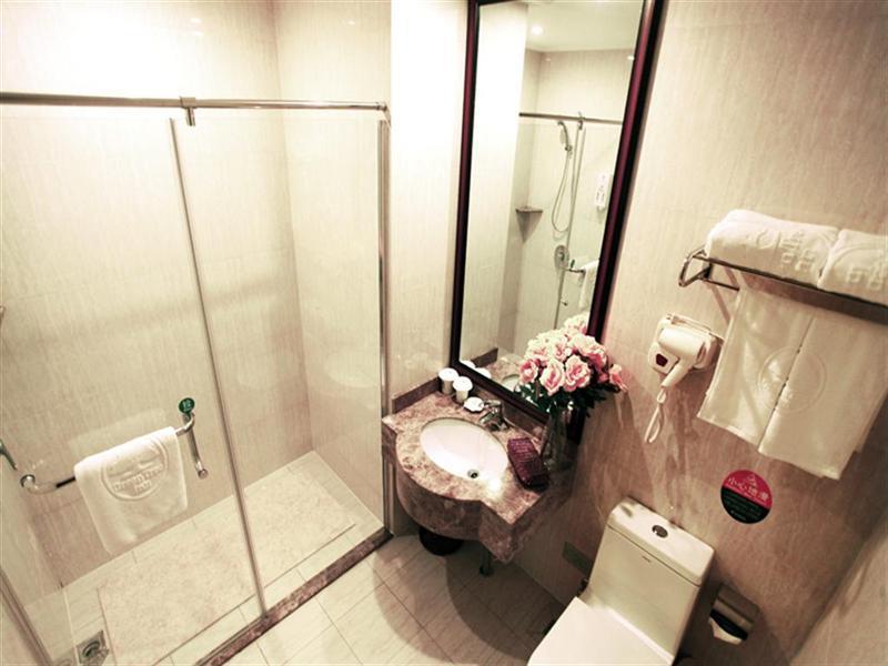 Greentree Inn Anhui Wuhu Zhongshan Road Pedestrian Street Express Hotel Exterior photo