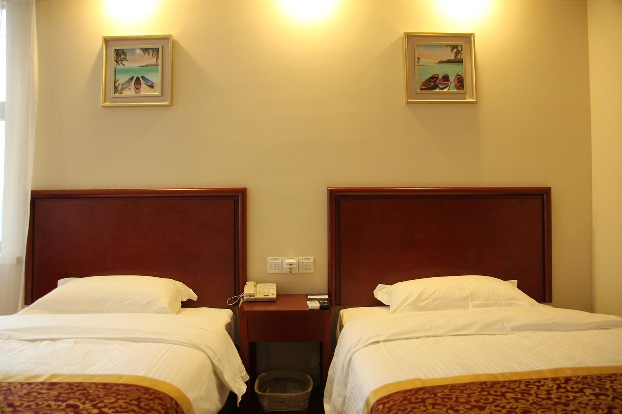 Greentree Inn Anhui Wuhu Zhongshan Road Pedestrian Street Express Hotel Exterior photo